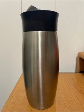 Metrokane flip top cocktail shaker